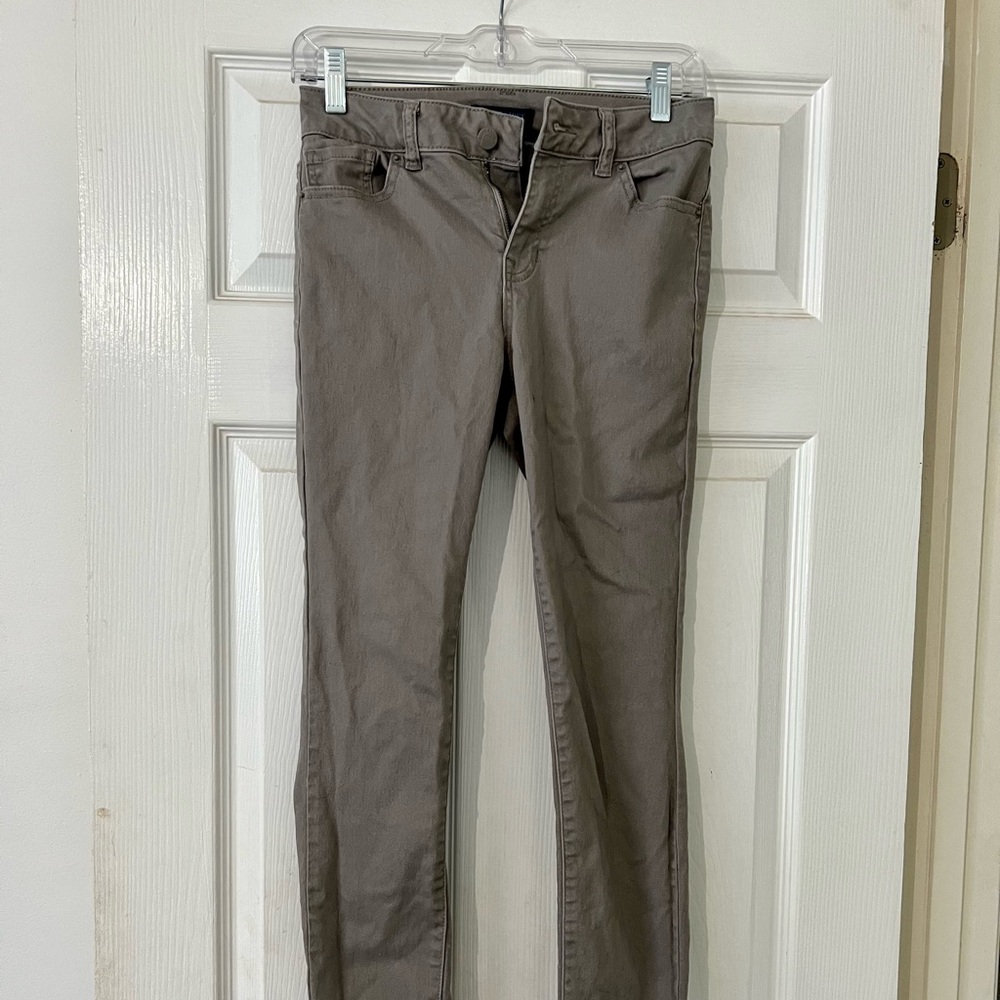 Gray spandex denim pants